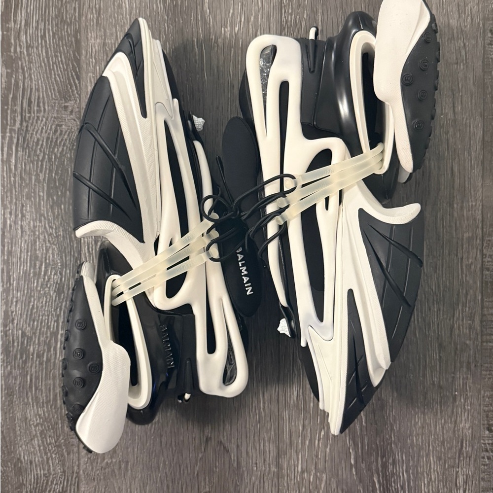 Black and white balmin shoes